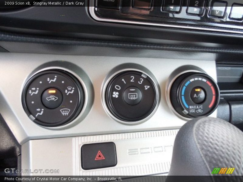 Stingray Metallic / Dark Gray 2009 Scion xB