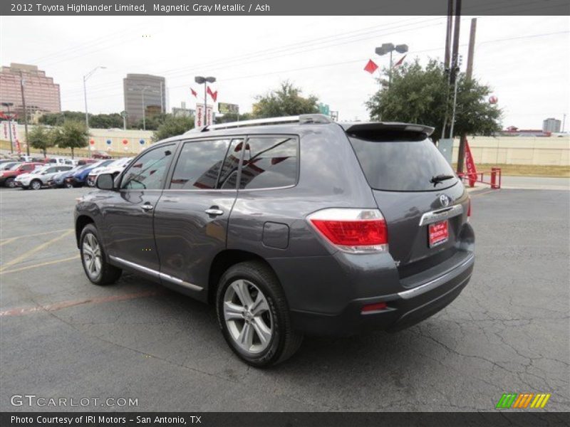 Magnetic Gray Metallic / Ash 2012 Toyota Highlander Limited