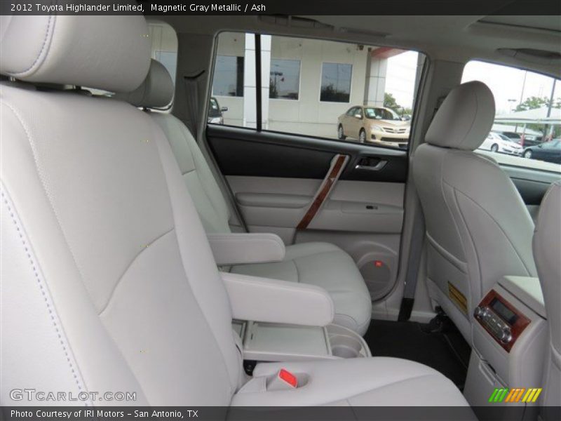 Magnetic Gray Metallic / Ash 2012 Toyota Highlander Limited