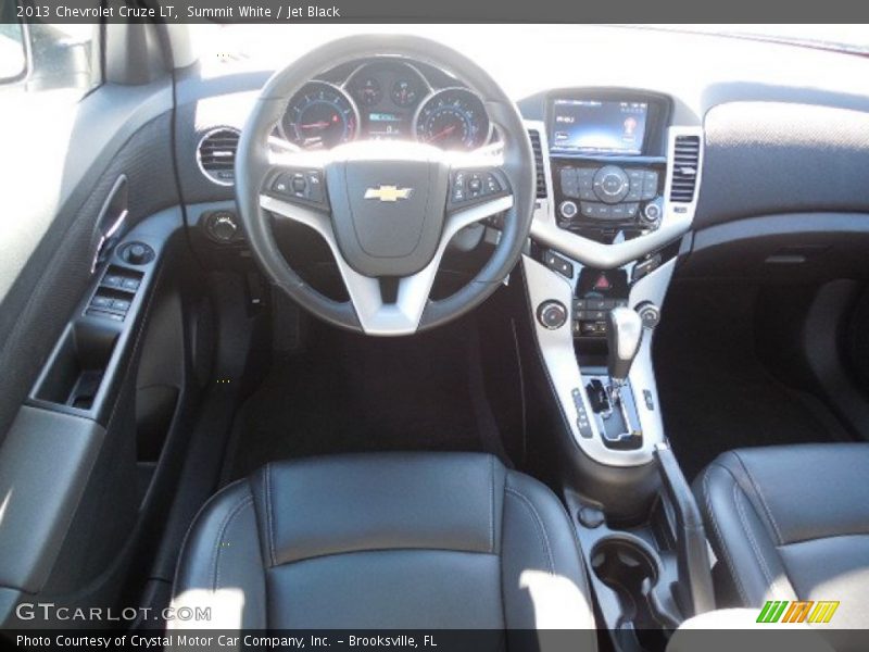 Summit White / Jet Black 2013 Chevrolet Cruze LT