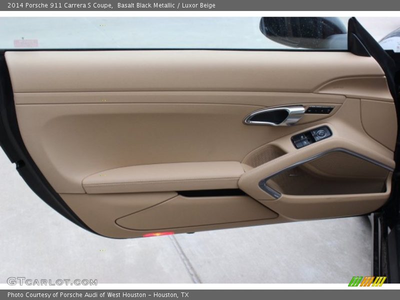 Door Panel of 2014 911 Carrera S Coupe