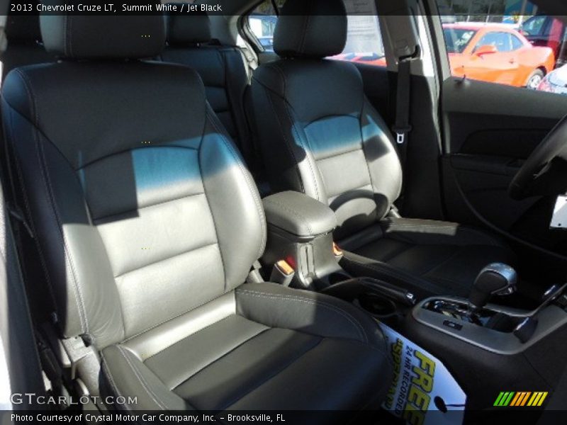 Summit White / Jet Black 2013 Chevrolet Cruze LT