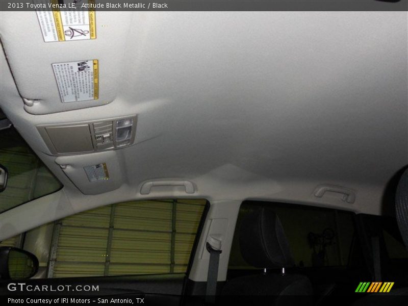 Attitude Black Metallic / Black 2013 Toyota Venza LE