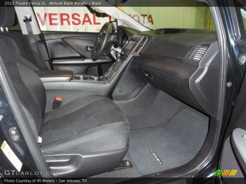 Attitude Black Metallic / Black 2013 Toyota Venza LE