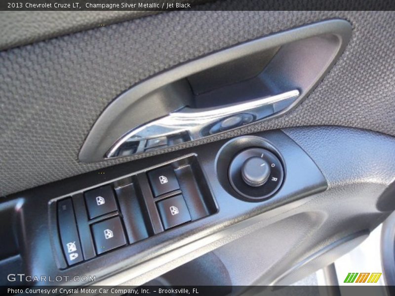 Champagne Silver Metallic / Jet Black 2013 Chevrolet Cruze LT