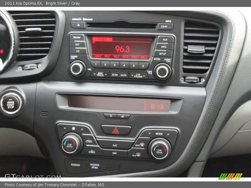 Controls of 2011 Optima EX