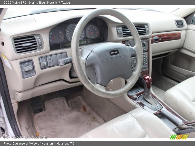 Mystic Silver Metallic / Taupe 2000 Volvo S70