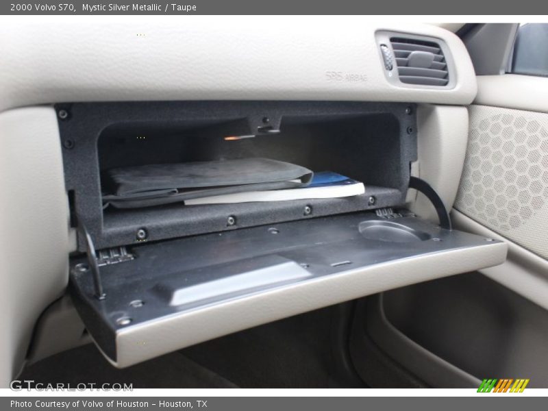 Mystic Silver Metallic / Taupe 2000 Volvo S70