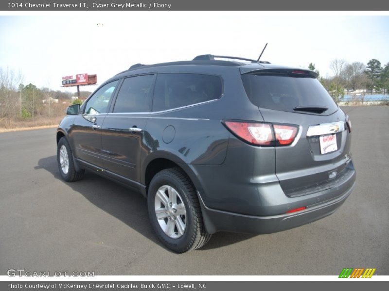 Cyber Grey Metallic / Ebony 2014 Chevrolet Traverse LT