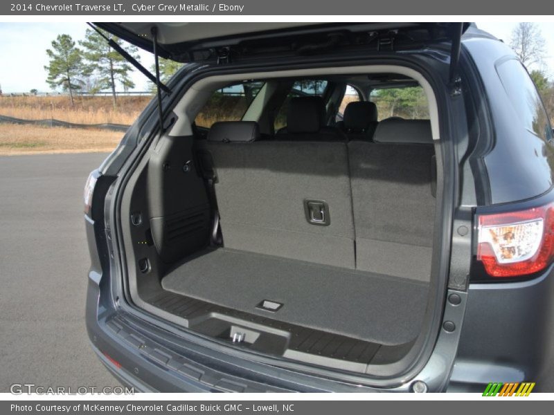 Cyber Grey Metallic / Ebony 2014 Chevrolet Traverse LT