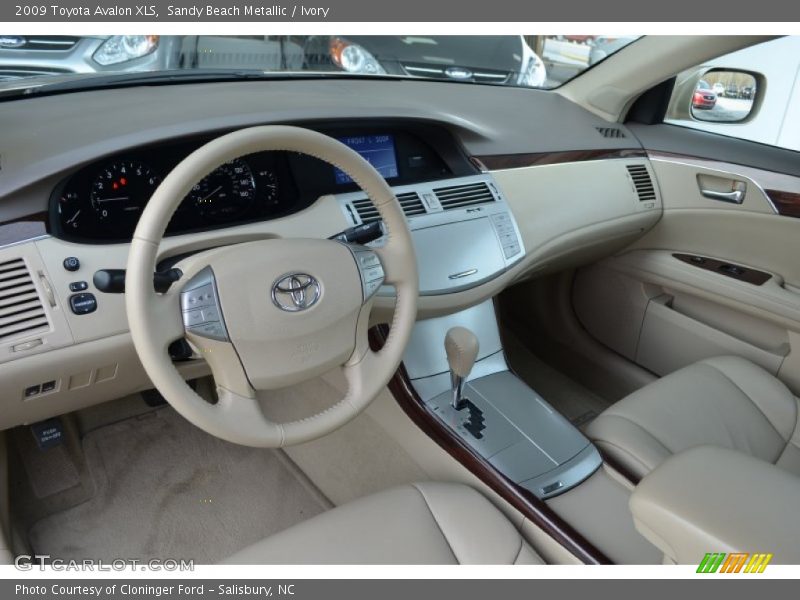  2009 Avalon XLS Ivory Interior