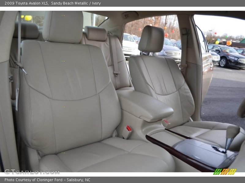 Sandy Beach Metallic / Ivory 2009 Toyota Avalon XLS