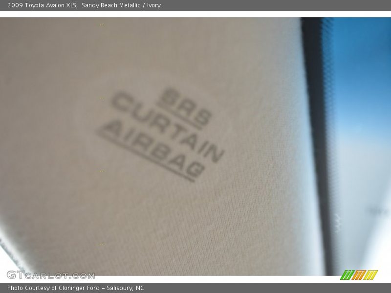 Sandy Beach Metallic / Ivory 2009 Toyota Avalon XLS