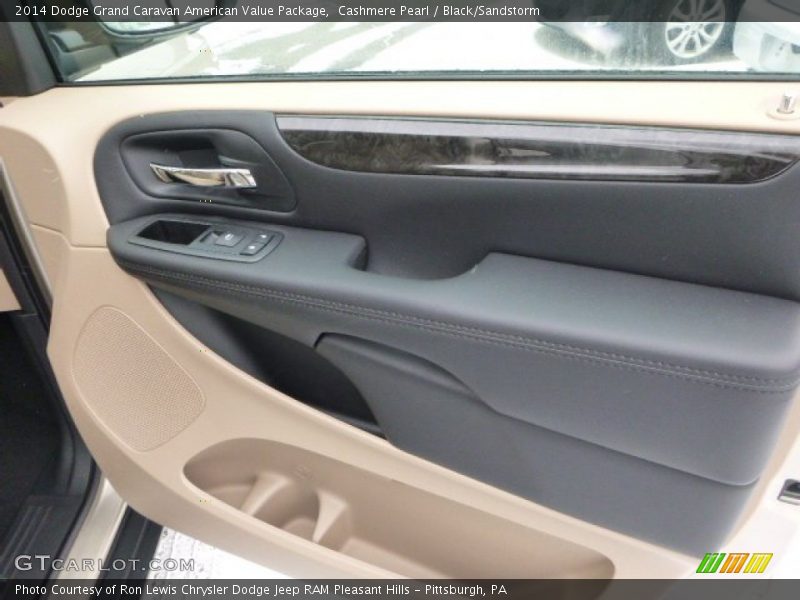 Cashmere Pearl / Black/Sandstorm 2014 Dodge Grand Caravan American Value Package