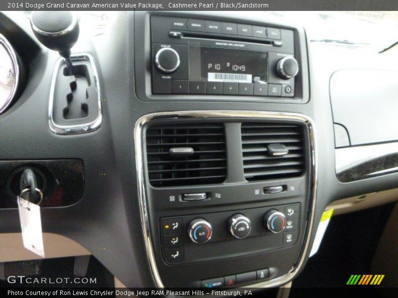 Cashmere Pearl / Black/Sandstorm 2014 Dodge Grand Caravan American Value Package
