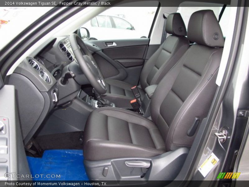 Pepper Gray Metallic / Black 2014 Volkswagen Tiguan SE