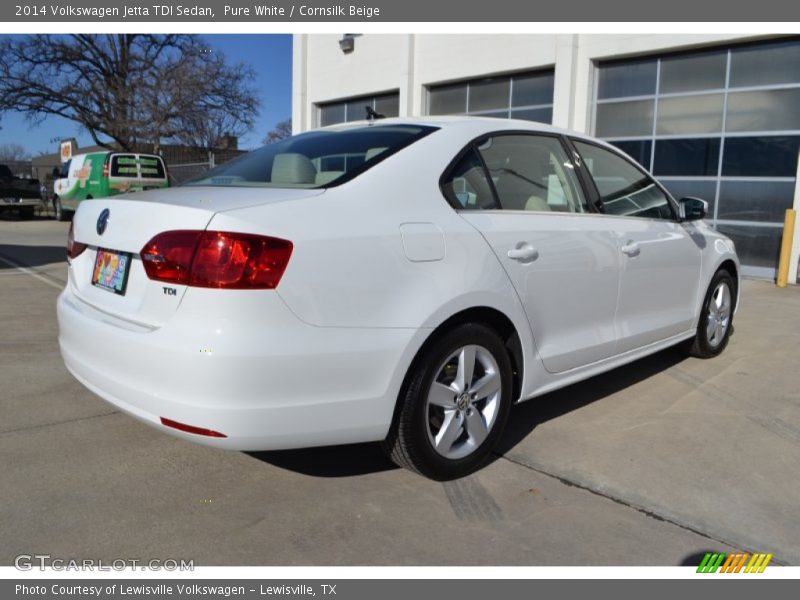 Pure White / Cornsilk Beige 2014 Volkswagen Jetta TDI Sedan