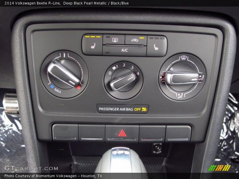 Deep Black Pearl Metallic / Black/Blue 2014 Volkswagen Beetle R-Line