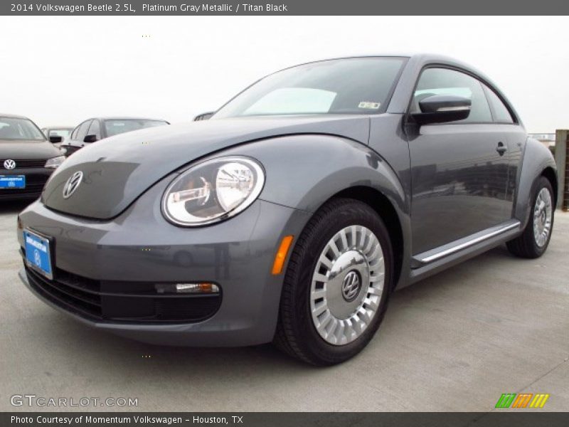 Platinum Gray Metallic / Titan Black 2014 Volkswagen Beetle 2.5L