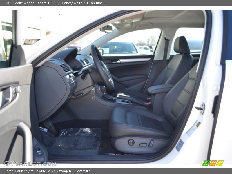 Candy White / Titan Black 2014 Volkswagen Passat TDI SE