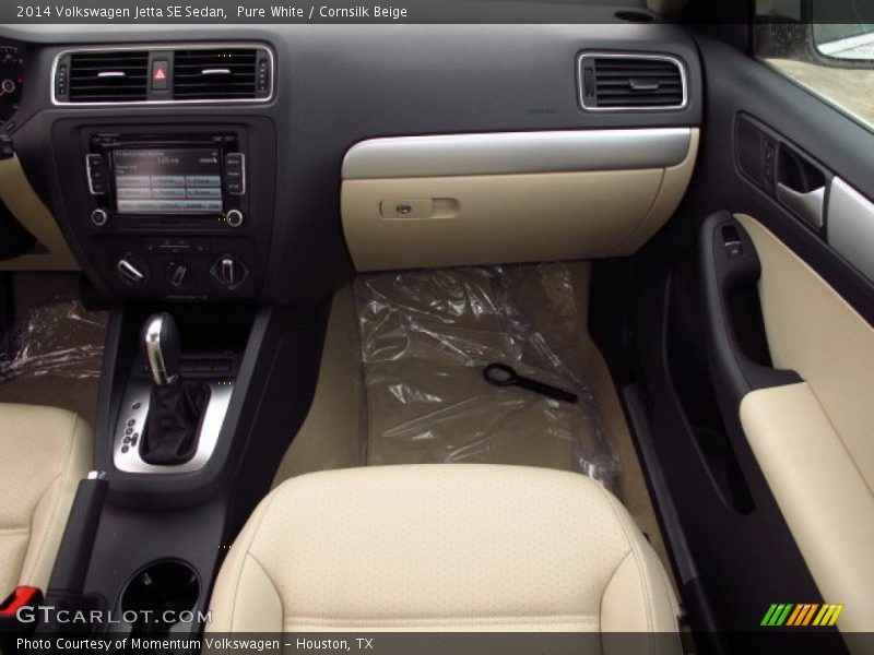 Pure White / Cornsilk Beige 2014 Volkswagen Jetta SE Sedan