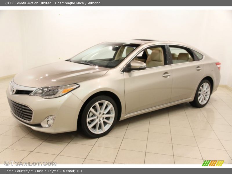 Champagne Mica / Almond 2013 Toyota Avalon Limited