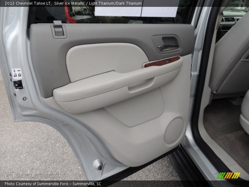 Silver Ice Metallic / Light Titanium/Dark Titanium 2013 Chevrolet Tahoe LT