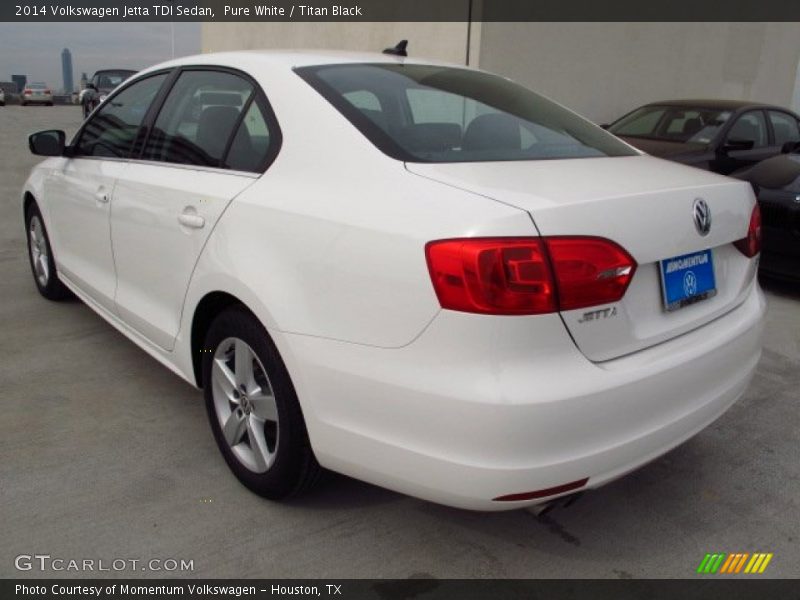 Pure White / Titan Black 2014 Volkswagen Jetta TDI Sedan