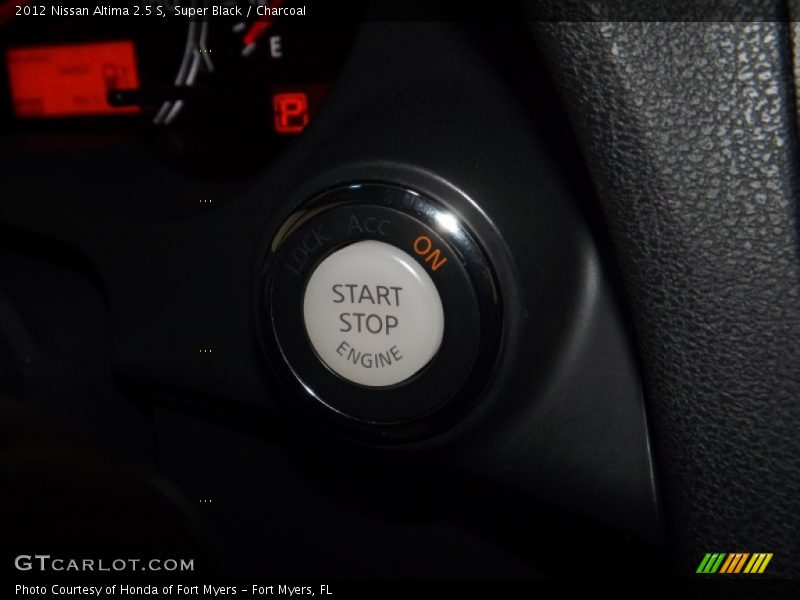 Super Black / Charcoal 2012 Nissan Altima 2.5 S