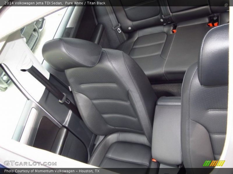 Pure White / Titan Black 2014 Volkswagen Jetta TDI Sedan