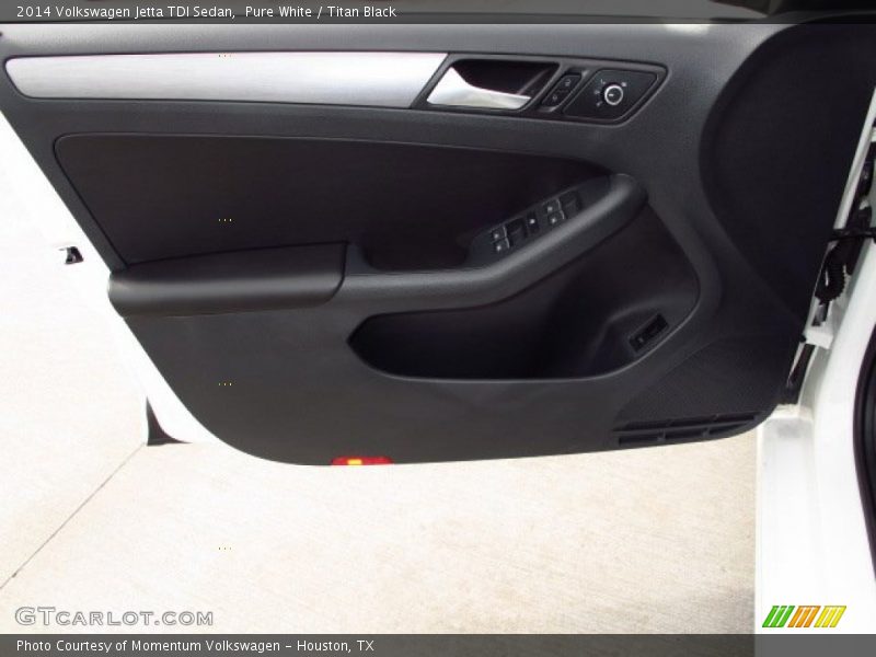 Pure White / Titan Black 2014 Volkswagen Jetta TDI Sedan