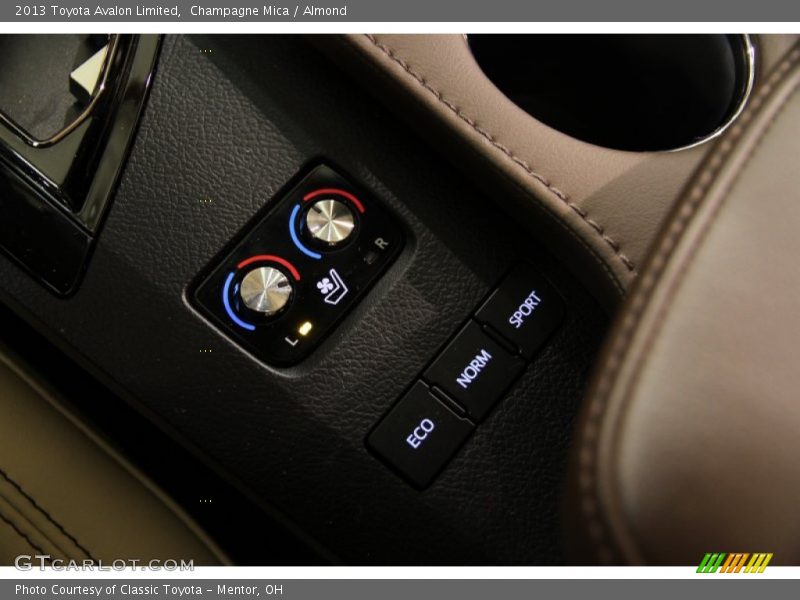 Champagne Mica / Almond 2013 Toyota Avalon Limited