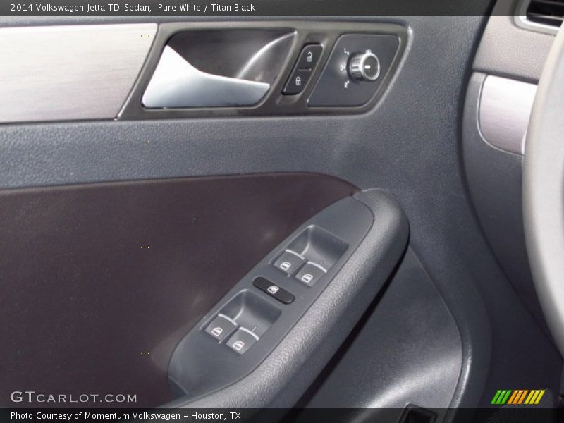 Pure White / Titan Black 2014 Volkswagen Jetta TDI Sedan