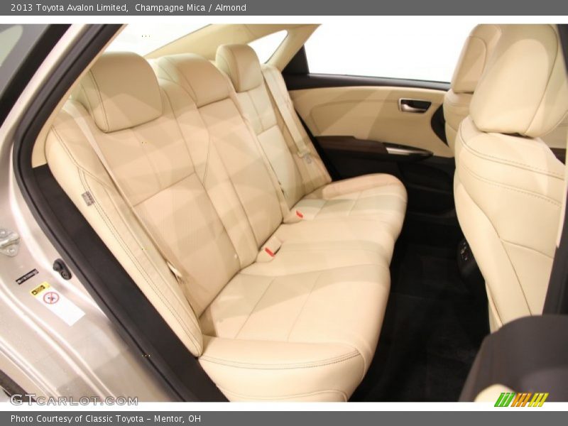 Champagne Mica / Almond 2013 Toyota Avalon Limited