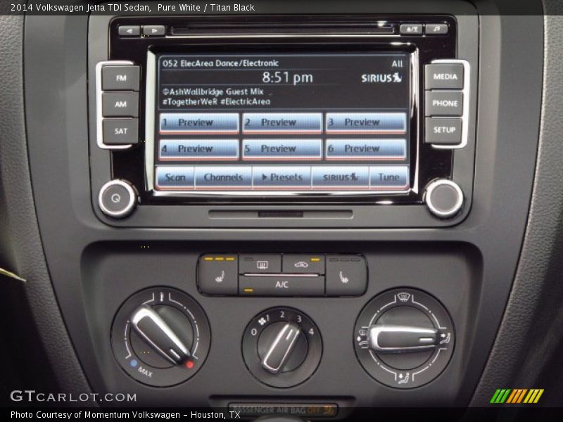 Controls of 2014 Jetta TDI Sedan