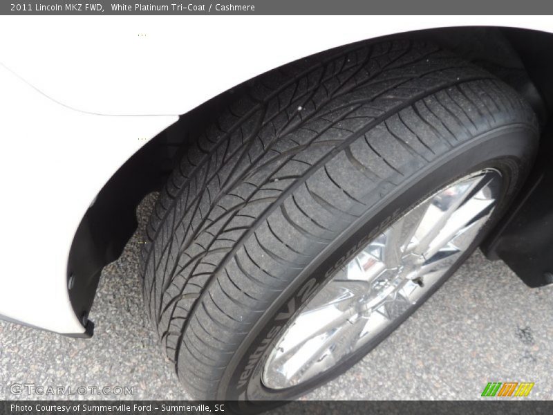 White Platinum Tri-Coat / Cashmere 2011 Lincoln MKZ FWD
