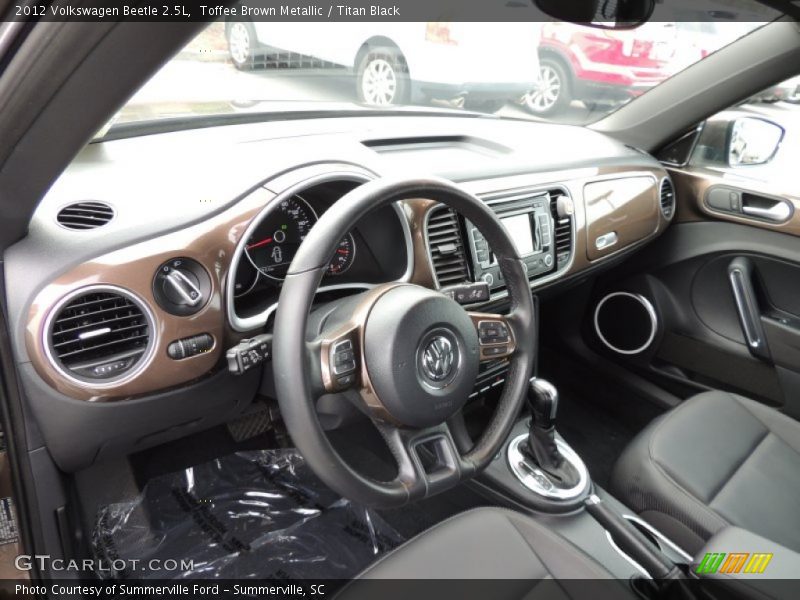 Titan Black Interior - 2012 Beetle 2.5L 