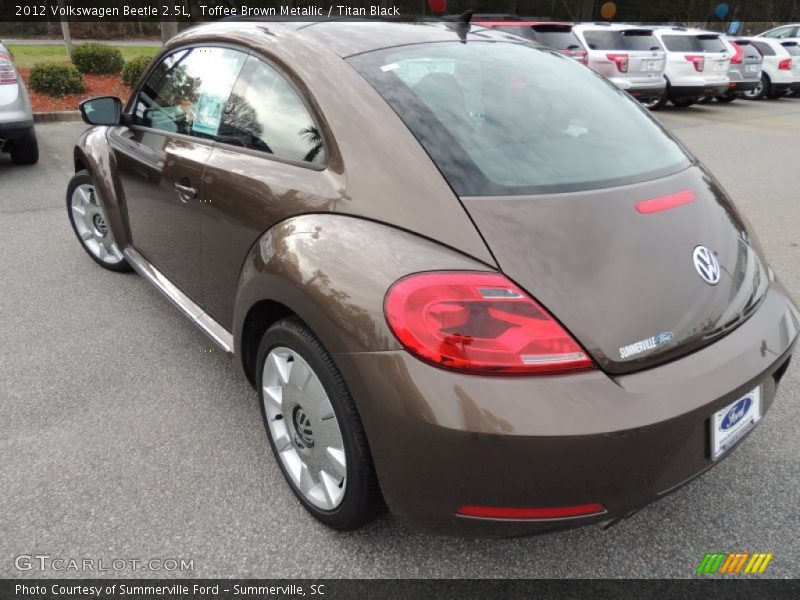 Toffee Brown Metallic / Titan Black 2012 Volkswagen Beetle 2.5L