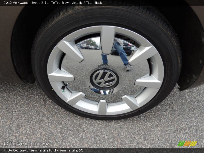  2012 Beetle 2.5L Wheel