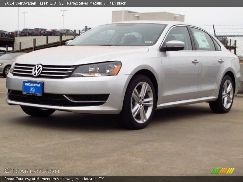 Reflex Silver Metallic / Titan Black 2014 Volkswagen Passat 1.8T SE