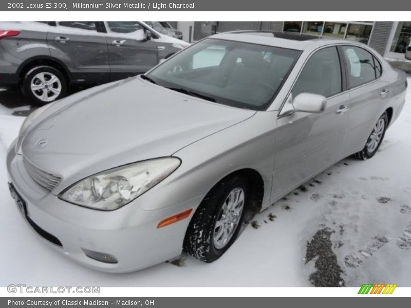 Millennium Silver Metallic / Light Charcoal 2002 Lexus ES 300