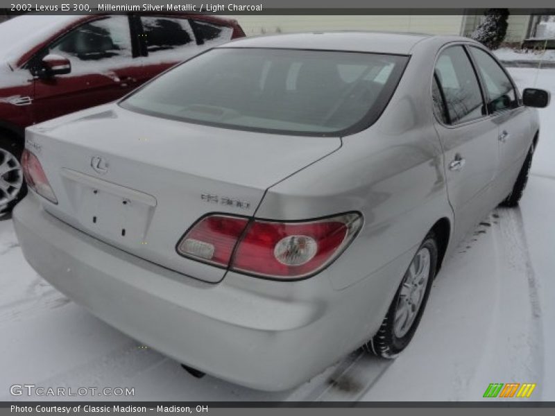 Millennium Silver Metallic / Light Charcoal 2002 Lexus ES 300