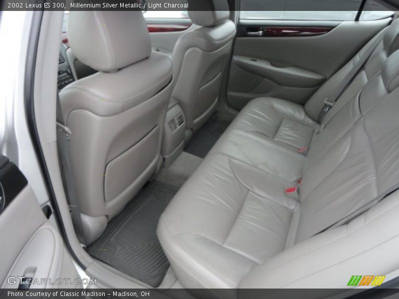 Millennium Silver Metallic / Light Charcoal 2002 Lexus ES 300