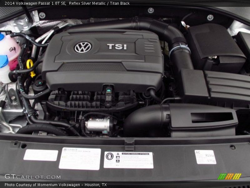 Reflex Silver Metallic / Titan Black 2014 Volkswagen Passat 1.8T SE