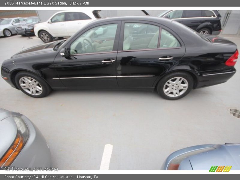 Black / Ash 2005 Mercedes-Benz E 320 Sedan