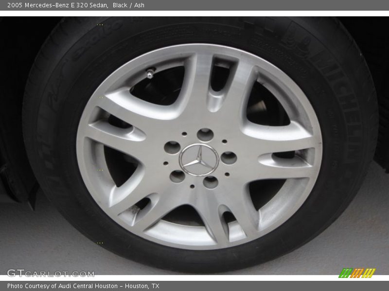 Black / Ash 2005 Mercedes-Benz E 320 Sedan
