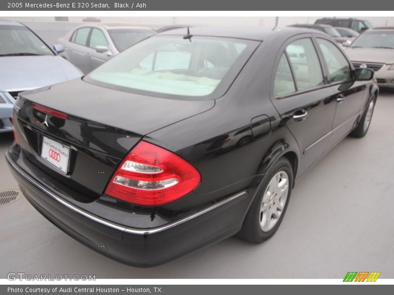 Black / Ash 2005 Mercedes-Benz E 320 Sedan