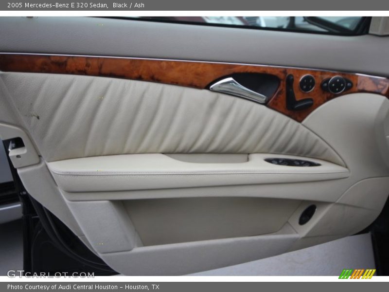 Black / Ash 2005 Mercedes-Benz E 320 Sedan