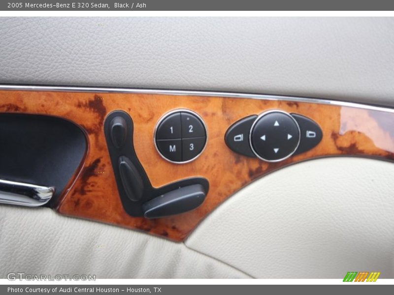 Black / Ash 2005 Mercedes-Benz E 320 Sedan