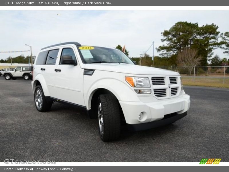 Bright White / Dark Slate Gray 2011 Dodge Nitro Heat 4.0 4x4